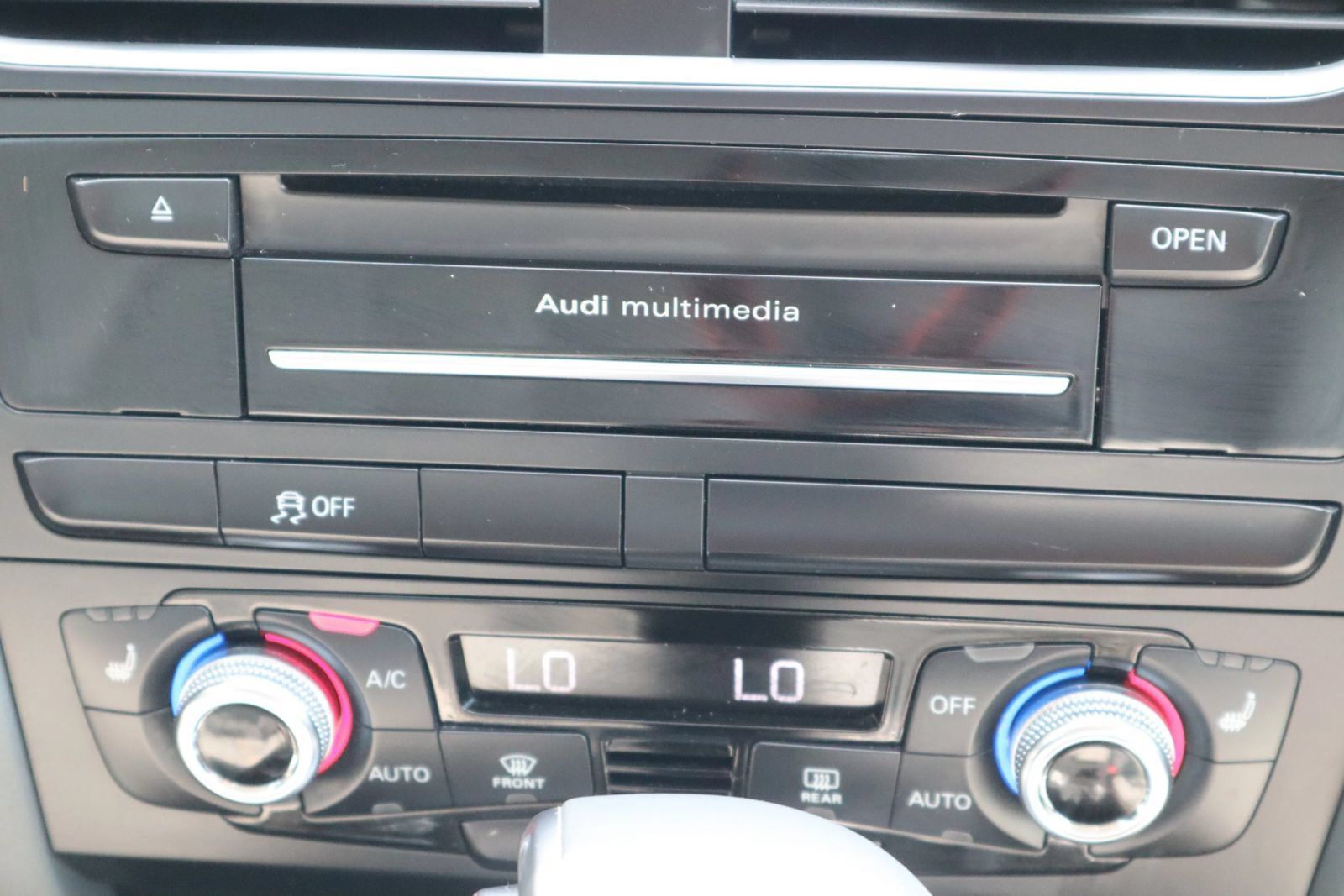 Used 2016 Audi A4 2.0T Premium Plus w/ Technology Package AWD/4WD image 22