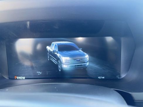 Used 2025 Ford F150 XLT w/ Equipment Group 302A MID RWD image 11