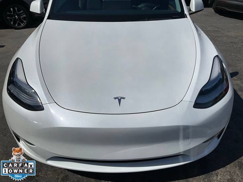 Used 2023 Tesla Model Y Long Range AWD/4WD image 98