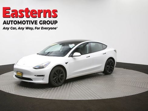 Used 2023 Tesla Model 3 Standard Range image 53