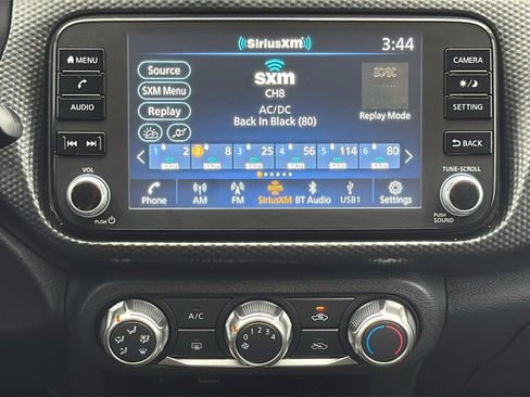 Used 2023 Nissan Kicks SV image 23