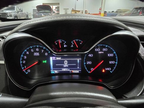 Used 2016 Chevrolet Impala LT w/ Convenience Package FWD image 34