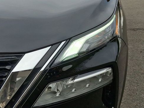 Certified 2021 Nissan Rogue SL w/ Premium Package image 9