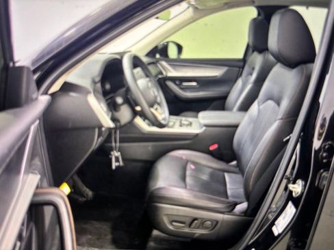 Used 2025 MAZDA CX-70 Plug-In Hybrid w/ Premium Pkg AWD/4WD image 3