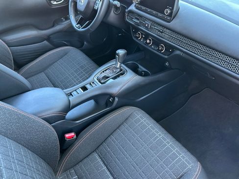 Used 2023 Honda HR-V Sport image 17