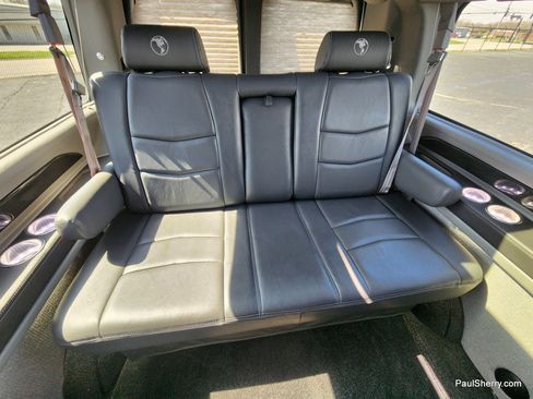 Used 2020 Chevrolet Express 2500 Extended w/ Enhanced Convenience Package image 37