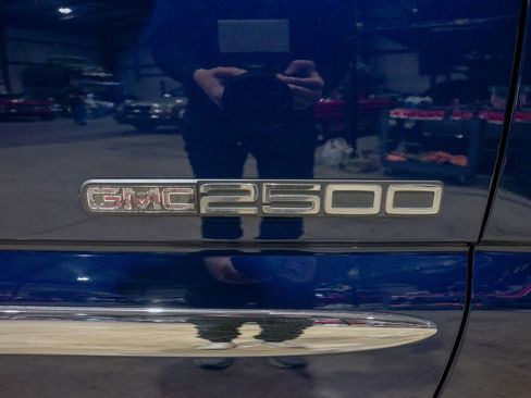 Used 1999 GMC Sierra 2500 SLE 3dr Extended Cab LB HD w/ Marketing Option Pkg image 26