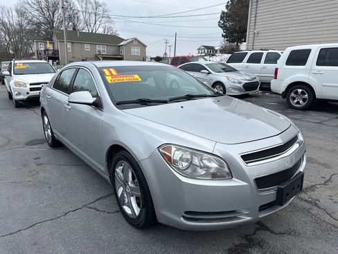 Used 2011 Chevrolet Malibu LT image 4