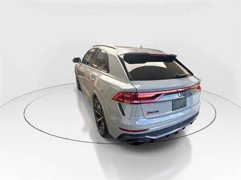 Used 2024 Audi RS Q8 4.0T w/ Black Optic Package image 6