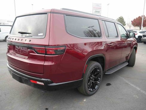 New 2025 Jeep Wagoneer L Series II w/ Convenience Group I AWD/4WD image 24