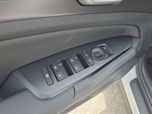 New 2026 Kia Sportage EX FWD image 20