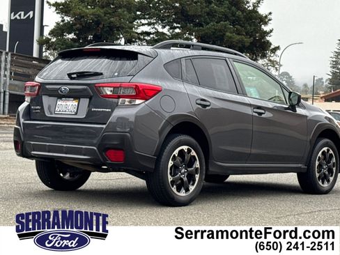Used 2023 Subaru Crosstrek 2.0i image 4