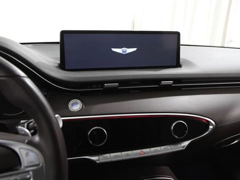 Certified 2022 Genesis GV70 2.5T w/ Advanced Package image 9
