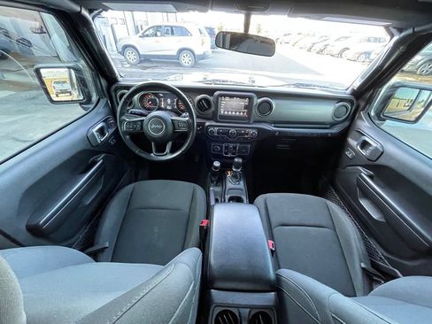 Used 2021 Jeep Wrangler Unlimited Sport AWD/4WD image 24