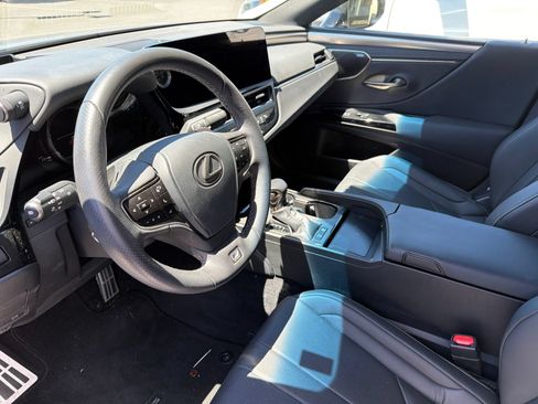 Used 2024 Lexus ES 300h F Sport w/ Accessory Package (Z1) FWD image 8