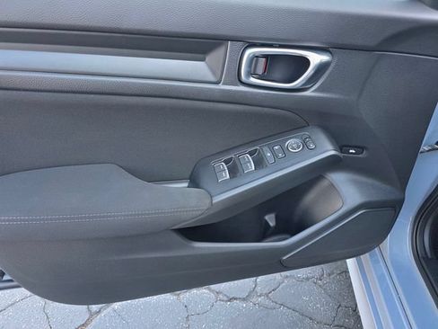 Used 2022 Honda Civic Sport image 8