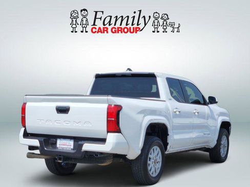 Certified 2025 Toyota Tacoma SR5 RWD image 4