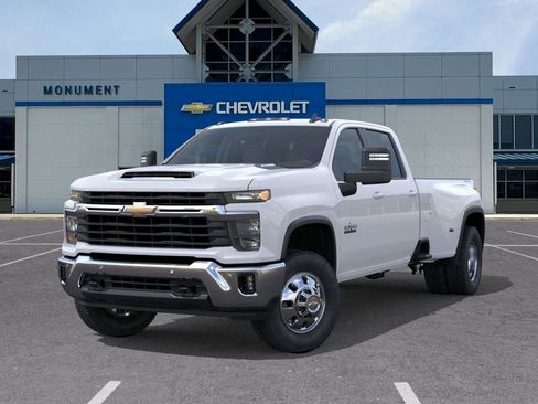 New 2026 Chevrolet Silverado 3500 LT image 6