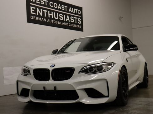 Used 2017 BMW M2 RWD image 18