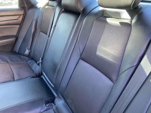 Used 2020 Honda Accord Sport image 5