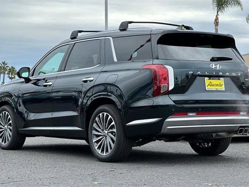 New 2025 Hyundai Palisade Calligraphy image 6