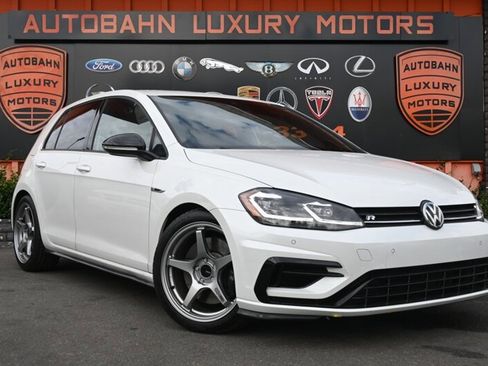 Used 2019 Volkswagen Golf R 4-Door image 1