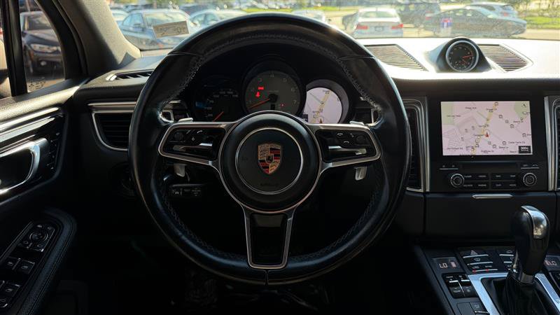 Used 2017 Porsche Macan S AWD/4WD image 31