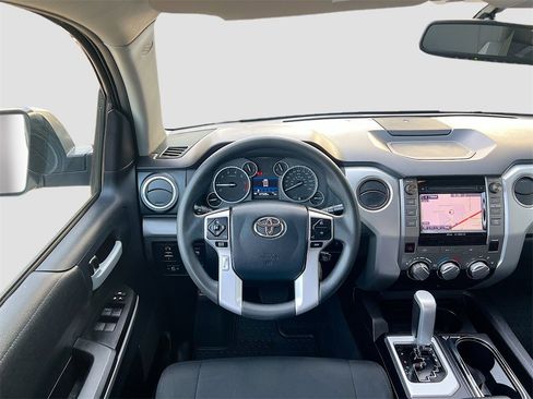 Used 2015 Toyota Tundra SR5 image 21