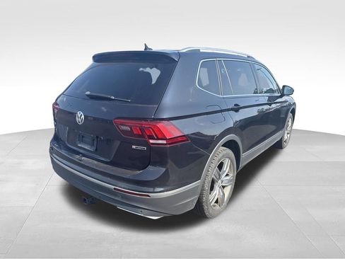 Used 2020 Volkswagen Tiguan SEL AWD/4WD image 3