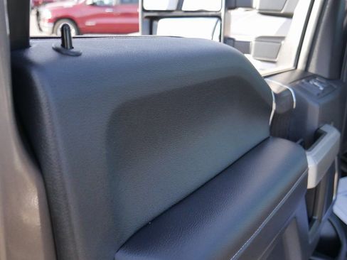 Used 2021 Ford F250 Lariat w/ Chrome Package image 40