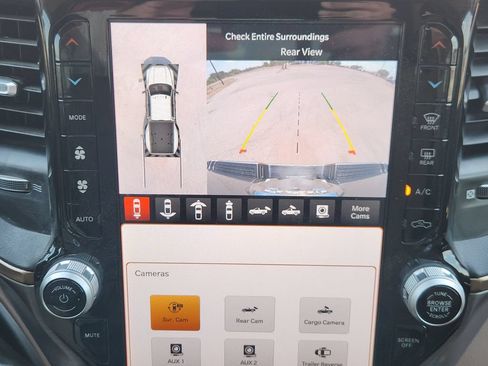 Used 2024 RAM 3500 Limited w/ Towing Technology Group AWD/4WD image 18