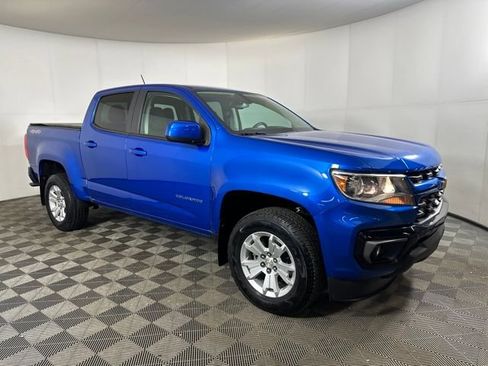 Used 2022 Chevrolet Colorado LT w/ LT Convenience Package image 6