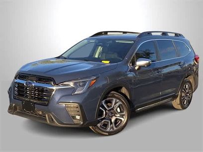 Used 2023 Subaru Ascent Limited w/ Technology Package