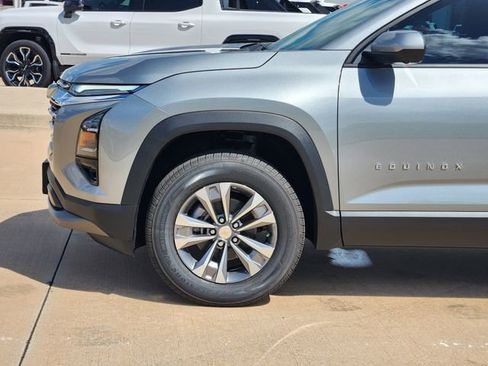 New 2026 Chevrolet Equinox LT w/ Safety and Technology Package FWD image 9