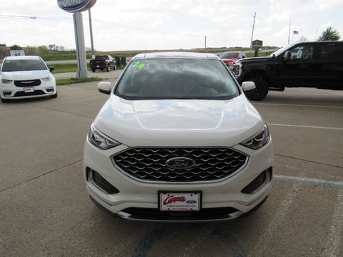Used 2024 Ford Edge Titanium w/ Titanium Elite Package AWD/4WD image 2