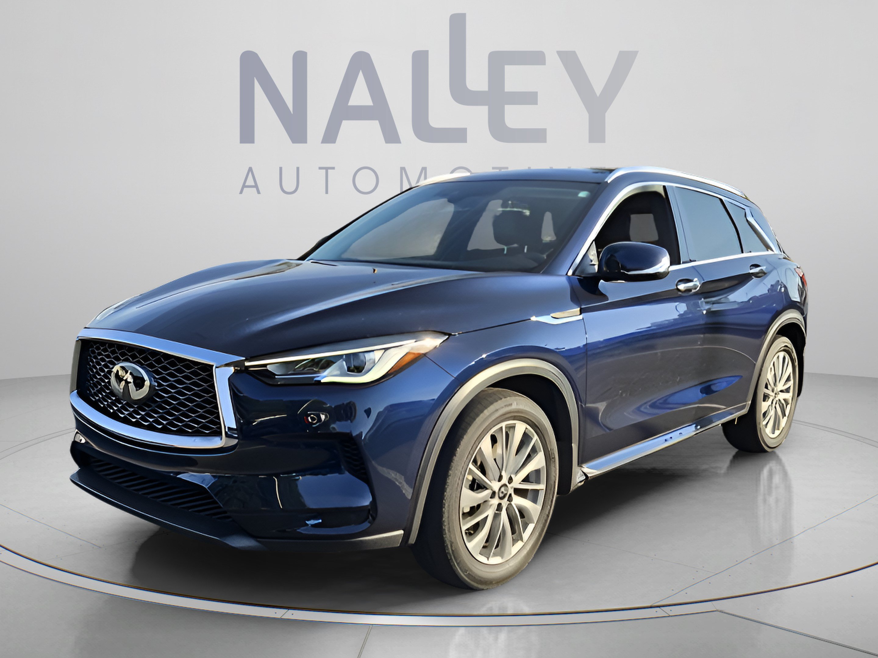 Used 2023 INFINITI QX50 Luxe FWD image 1