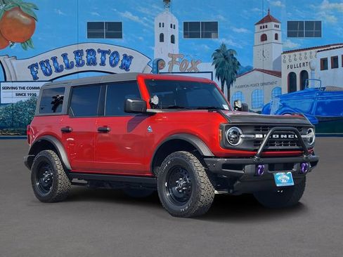 Certified 2023 Ford Bronco Black Diamond AWD/4WD image 1