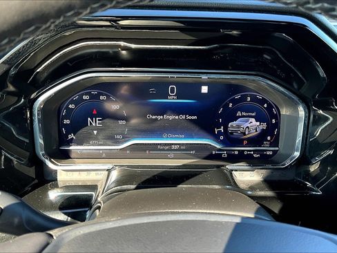 Used 2023 Chevrolet Silverado 1500 High Country w/ High Country Premium Package image 13