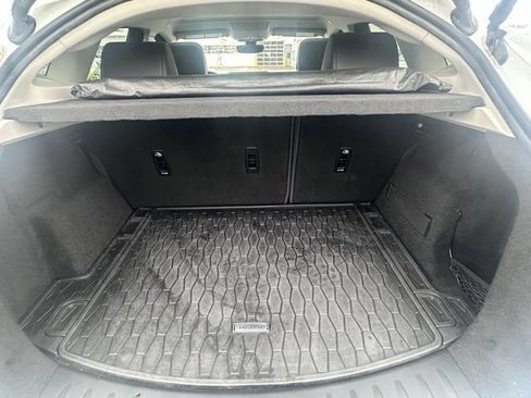 Used 2019 Jaguar E-PACE S image 13