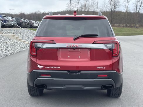 Used 2023 GMC Acadia AT4 w/ Technology Package AWD/4WD image 4