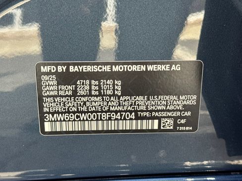 Used 2026 BMW 330i Sedan w/ Premium Package image 17