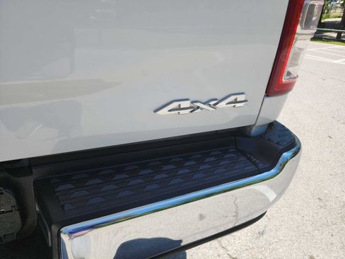 Used 2021 RAM 3500 Tradesman w/ Chrome Appearance Group AWD/4WD image 10