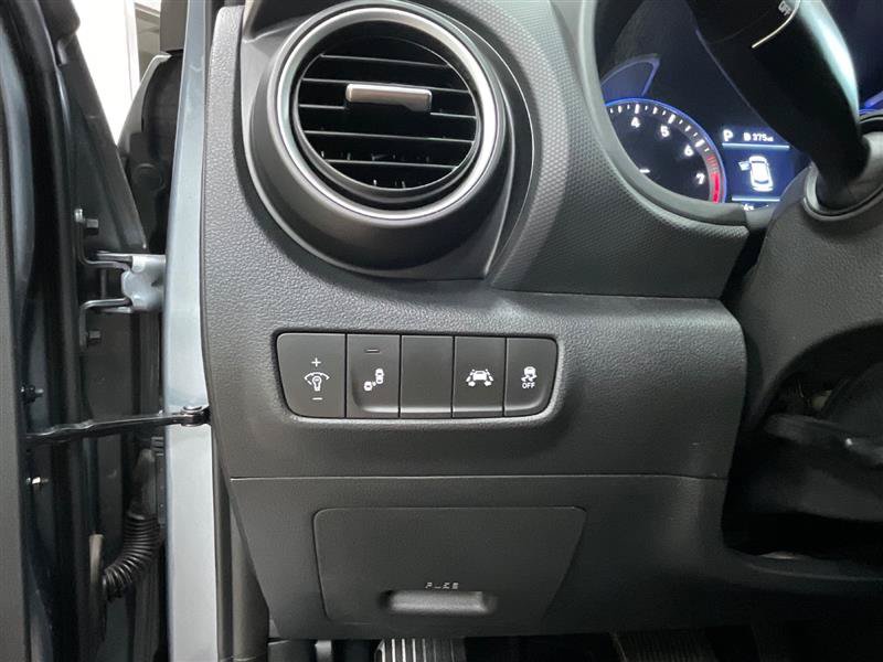 Used 2021 Hyundai Kona SEL AWD/4WD image 22