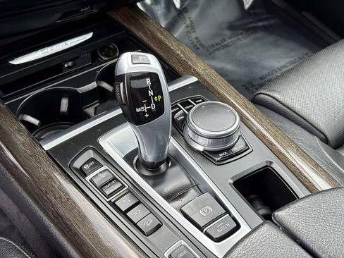 Used 2017 BMW X5 xDrive40e AWD/4WD image 16