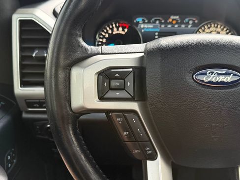 Used 2020 Ford F150 Lariat w/ Equipment Group 502A Luxury AWD/4WD image 29