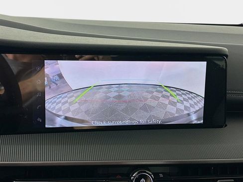 Certified 2025 Nissan Murano SV image 16