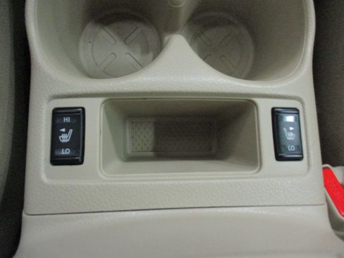 Used 2020 Nissan Rogue SL w/ Premium Package image 28