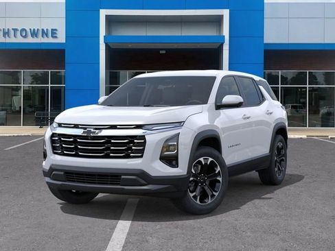 New 2026 Chevrolet Equinox LT w/ Safety and Technology Package FWD image 6
