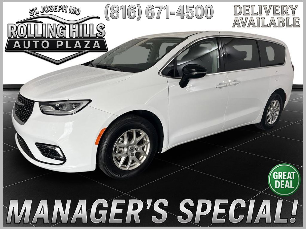 Used 2024 Chrysler Pacifica Touring-L FWD 360° Tour