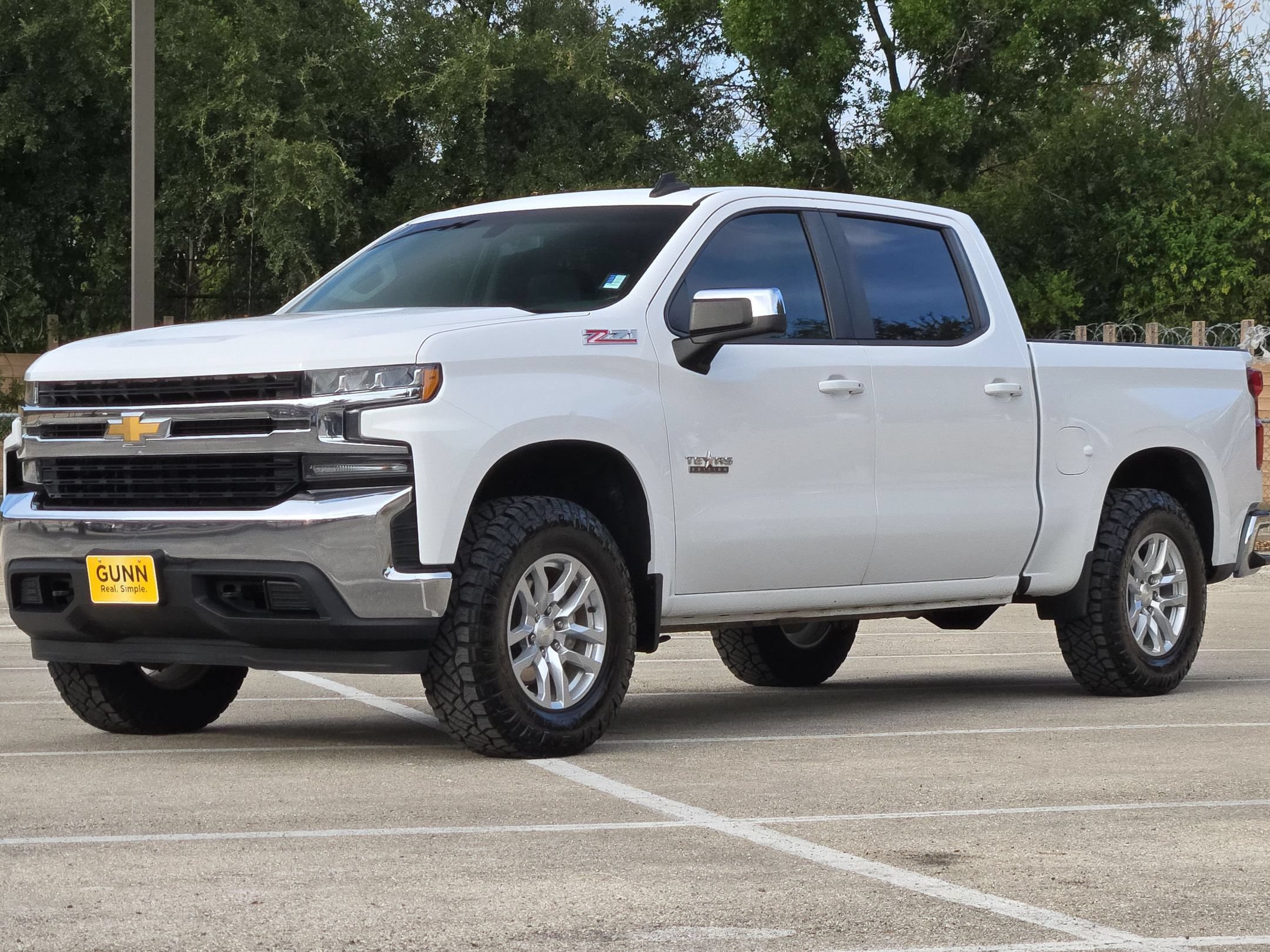 Used 2019 Chevrolet Silverado 1500 LT w/ Texas Edition AWD/4WD image 7